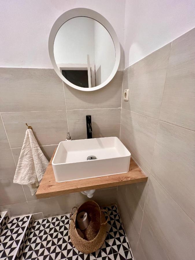 Urban Rooms Fuencarral Μαδρίτη Εξωτερικό φωτογραφία