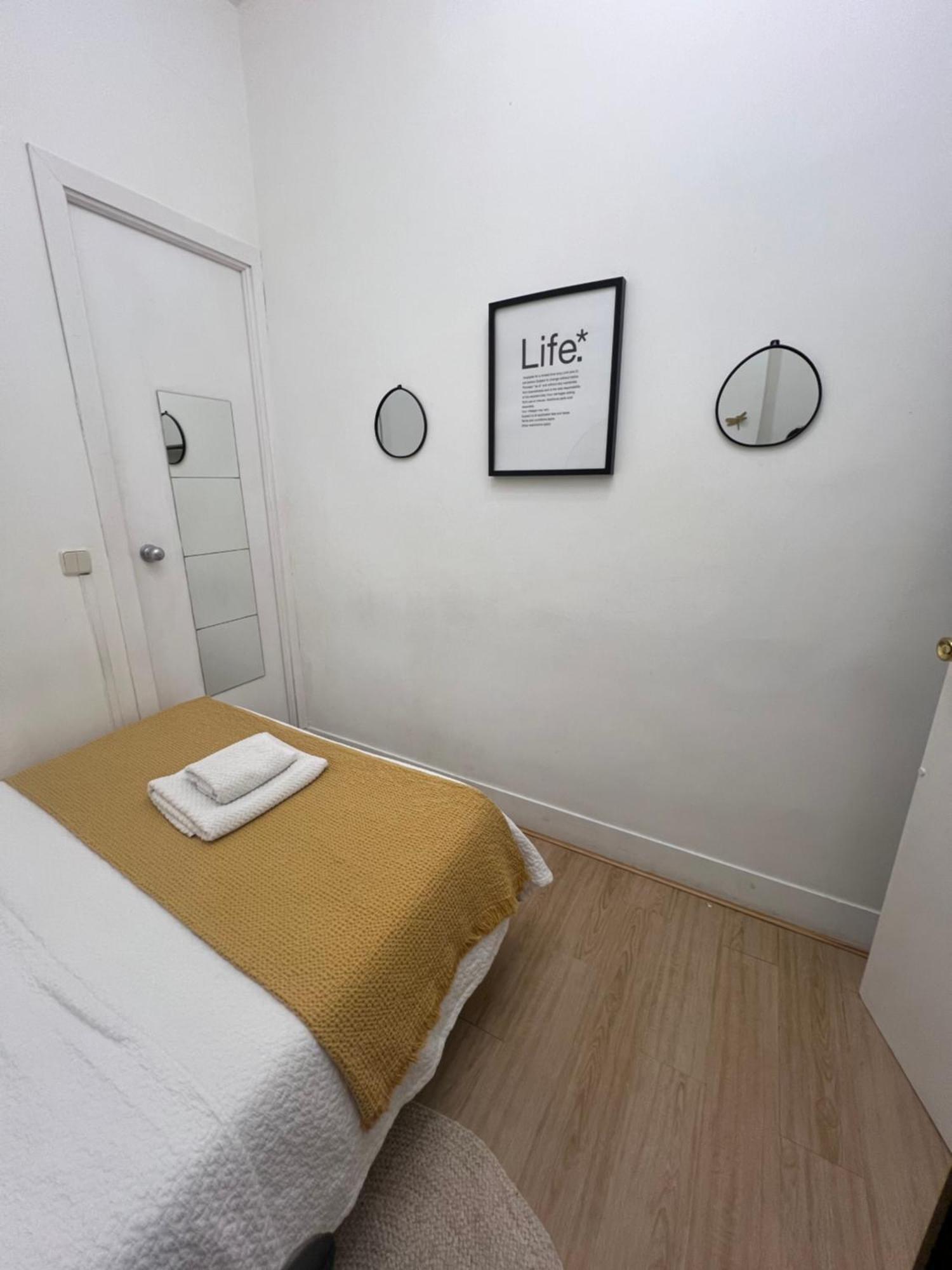 Urban Rooms Fuencarral Μαδρίτη Εξωτερικό φωτογραφία